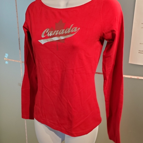 Super Cute! NHL Reebok Red with Silver, Long Sleeve Shirt, Canada, Stretchy - Picture 5 of 10